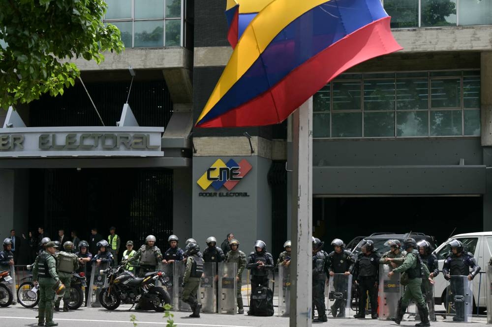 Nueve países de América Latina exigen "revisión completa de los resultados" electorales en Venezuela