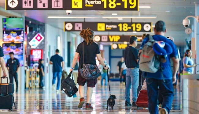 Más de 57,000 turistas internacionales han visitado el país durante las vacaciones