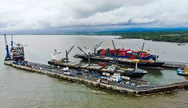 El Salvador exporta un 7.9 % del total de bienes que adquiere EEUU de Centroamérica