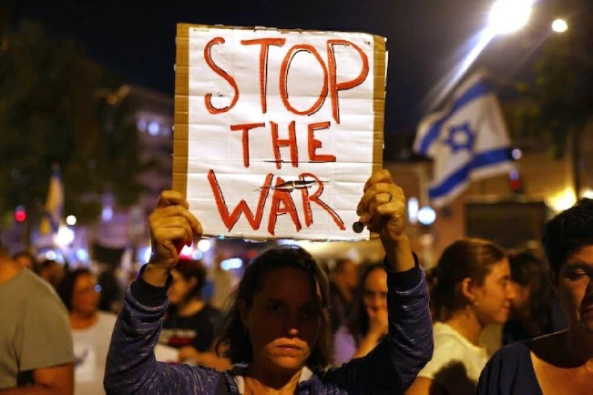 Gaza reporta más de 90 muertos por bombardeos israelíes en escuela, Israel dice mató a 19 terroristas