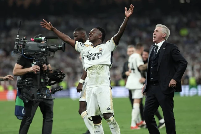 Vinicius y el Real Madrid rechazan oferta de mil 400 millones de euros de club saudita