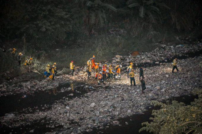 Hallan el cuerpo de niño de 13 años arrastrado por el río Acelhuate