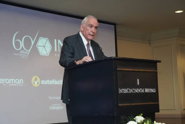 Dos mil salvadoreños se han graduado del INCAE desde su fundación hace 60 años