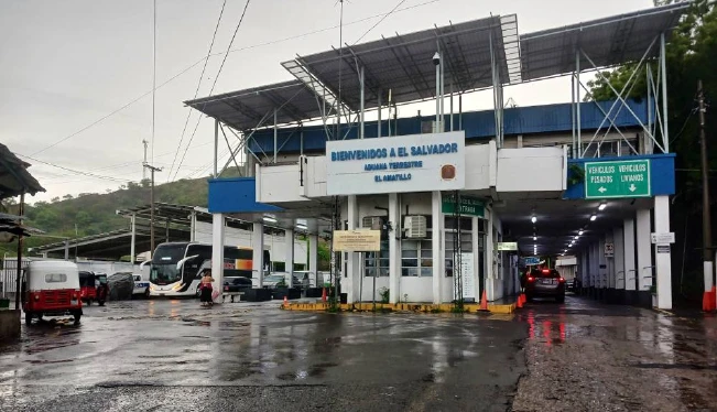 Exportadores esperan que libre circulación de mercancías en Triángulo Norte centroamericano inicie este año