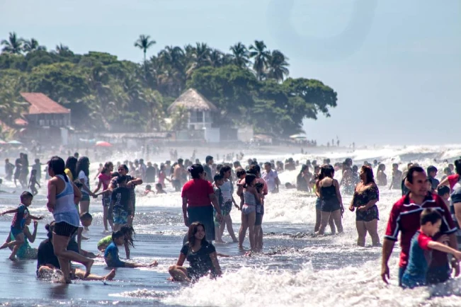 Más de 2.3 millones de visitantes internacionales han hecho turismo en El Salvador
