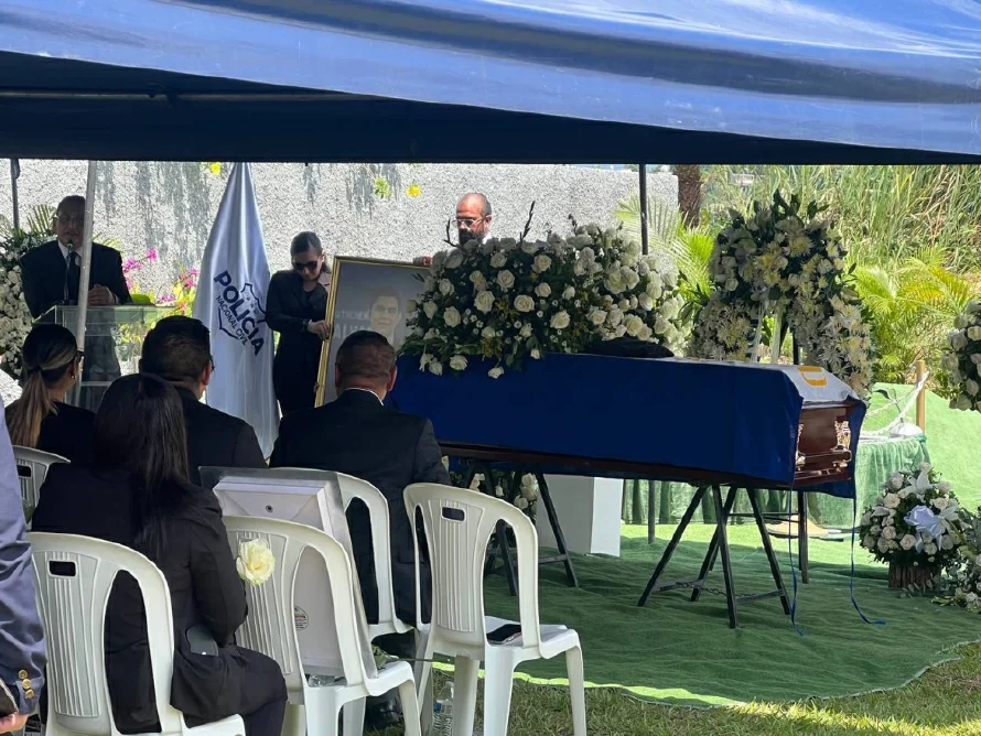 Despiden al comunicador David Cruz, víctima del accidente en helicóptero