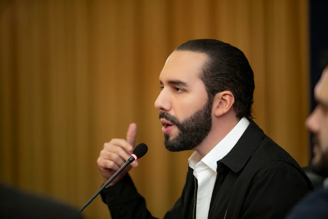 Bukele emite nuevo decreto del Consejo Nacional para el Desarrollo