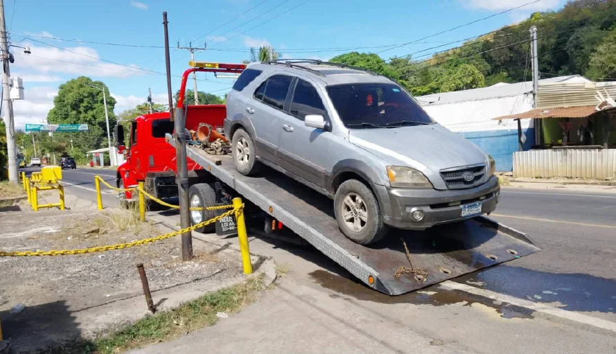 Habilitan servicio de grúas gratuito para este fin de semana