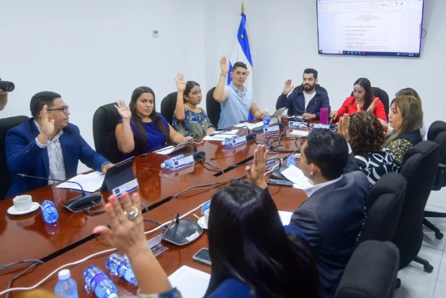 Diputados aprueban observaciones de Bukele: serán 44 registradores de estado familiar