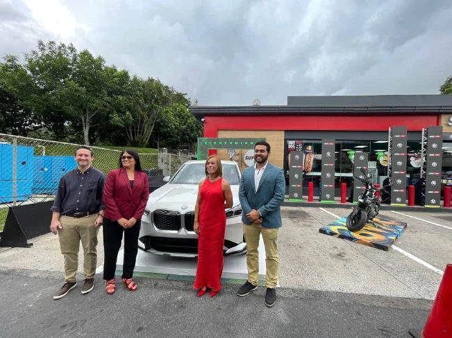 Puma El Salvador anuncia alianza con BMW para ofrecer puntos de carga eléctricos