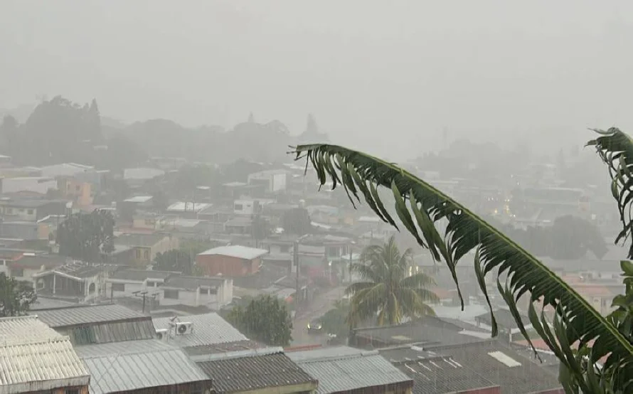Las lluvias irán en aumento a partir de hoy, advierte Medio Ambiente