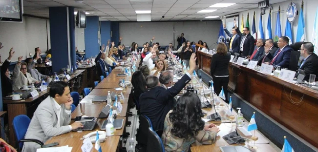 Con un voto de El Salvador Parlacen integra a Rusia como observador permanente