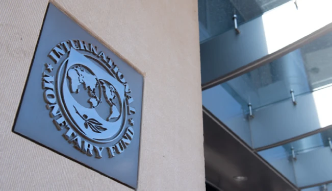 Hacienda asegura que El Salvador está "cerca" de cerrar un acuerdo con el FMI y descarta incremento de impuestos