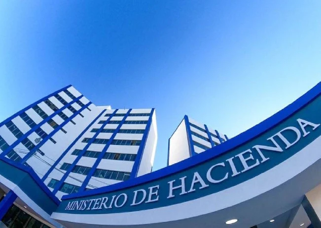 Hacienda prevé que ingresos tributarios aumenten en $747 millones en 2025