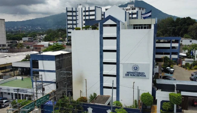 Hacienda prevé que los ingresos tributarios crezcan en $500 millones en 2024
