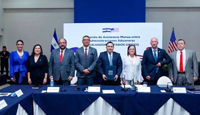 El Salvador y EEUU suscriben acuerdo aduanero que agilizará despacho de mercancías