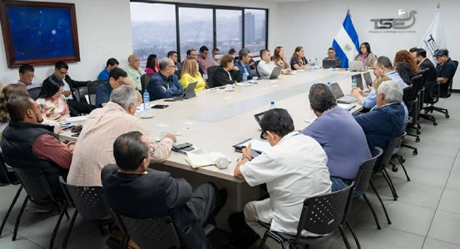 Acción Ciudadana y Tracoda critican remoción de técnicos y señalan “probable toma política" del TSE