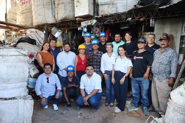 La Constancia, Parque Industrial Verde y Fundemas impulsan el reciclaje inclusivo en El Salvador