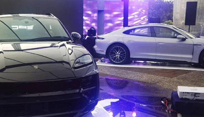 Porsche introduce al mercado salvadoreño dos modelos eléctricos, Macan y Taycan II