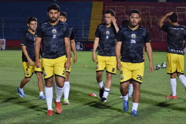 Once Deportivo comunica que se les debe más de un mes de salario