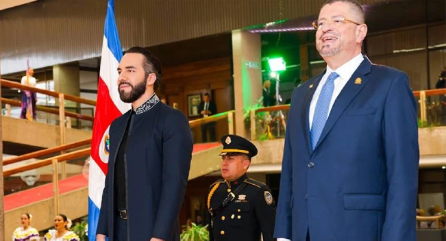 Así fue recibido Bukele por el presidente costarricense en su visita oficial