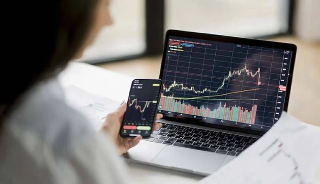 El 45 % de las inversiones individuales en la bolsa de valores son realizadas por mujeres