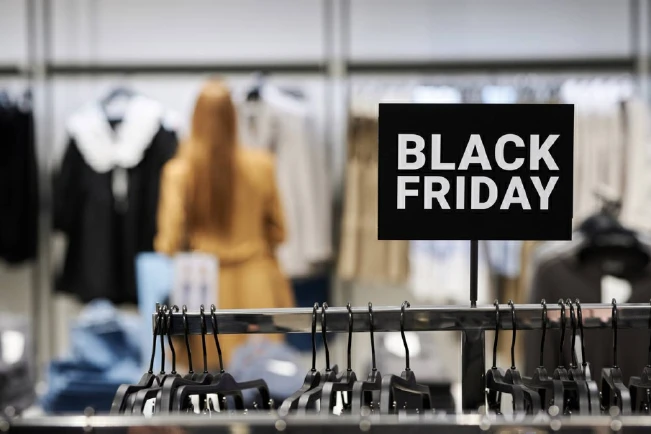¿Cómo se originó el viernes negro? y ¿cómo llegó a El Salvador?