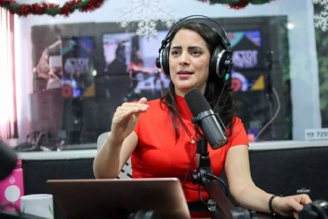 Claudia Ortiz dice que el gobierno busca en la minería "la fórmula mágica para la economía"
