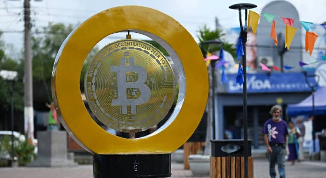 Bukele dice que las reservas de bitcoin de El Salvador valen 127 % sobre su precio original