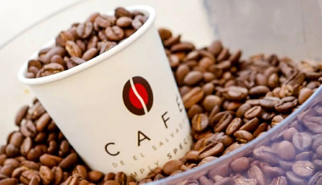 La libra de café subió 67 % en noviembre y llegó a su mejor precio en 47 años