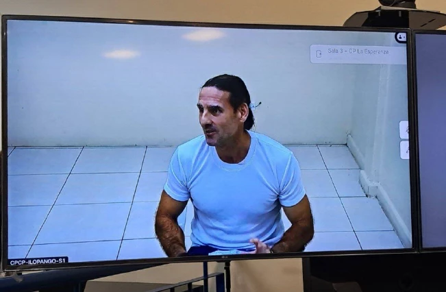 Muyshondt confirma que fue trasladado al hospital psiquiátrico: "el director ha dicho que me torturen"