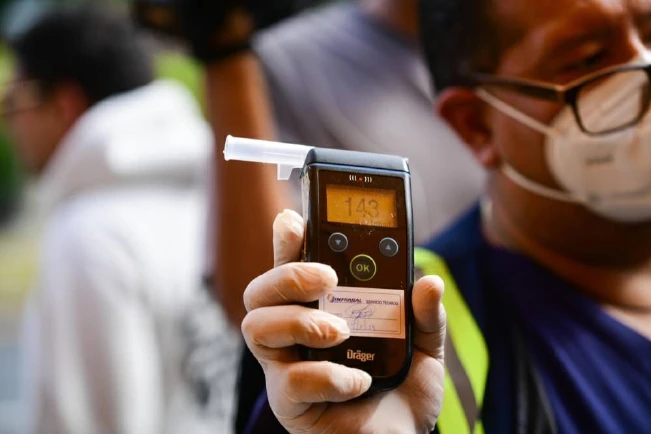 Reportan detención de 86 conductores ebrios en plan vacacional