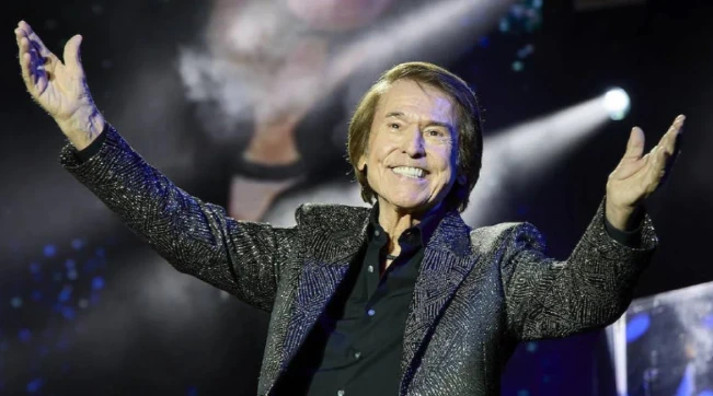 El cantante español Raphael sufre un linfoma cerebral y cancela gira en Latinoamérica y EEUU