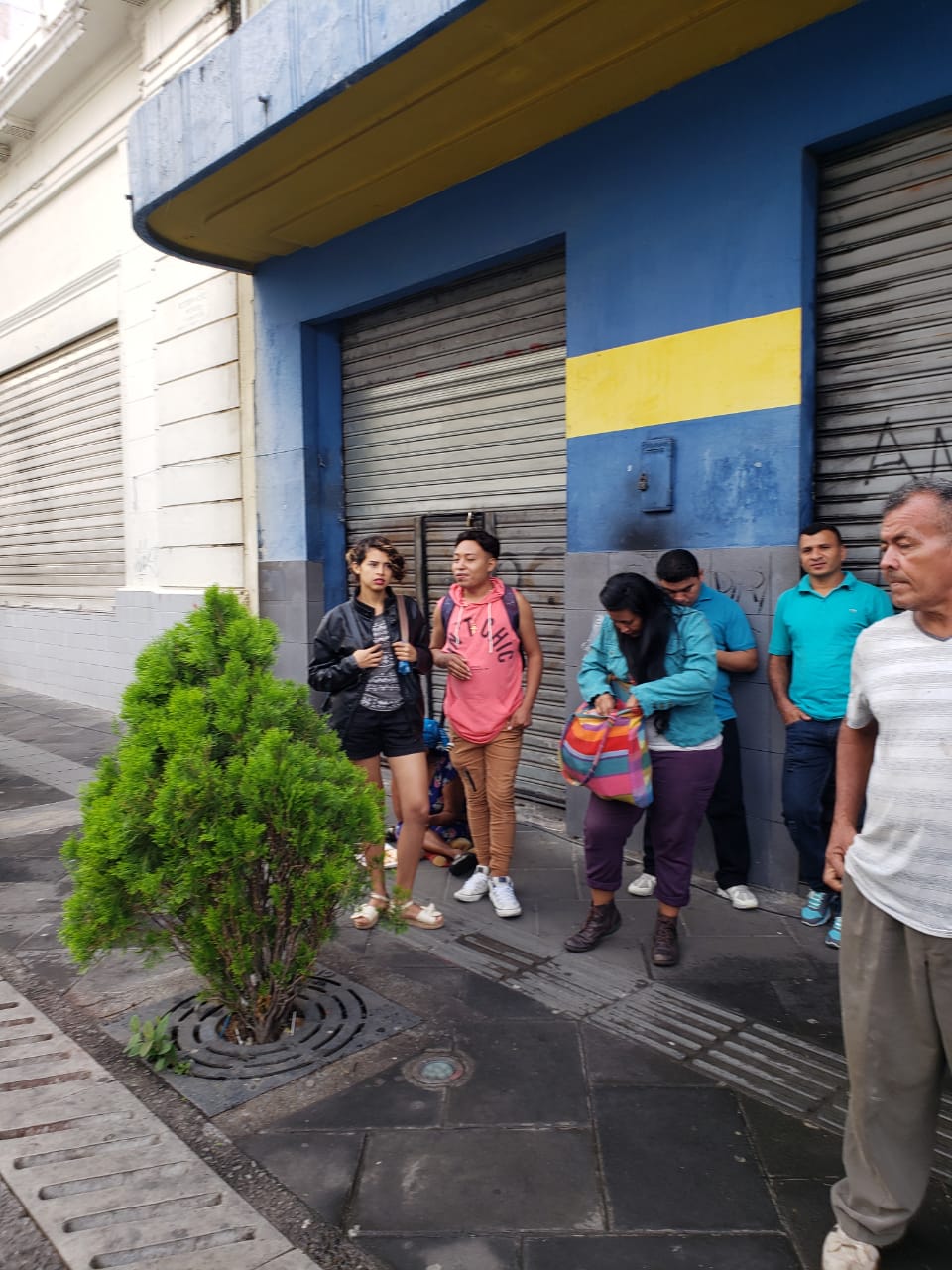 Bukele Ropa Colorido y comodidad. Así se vistió el pueblo salvadoreño para el ...