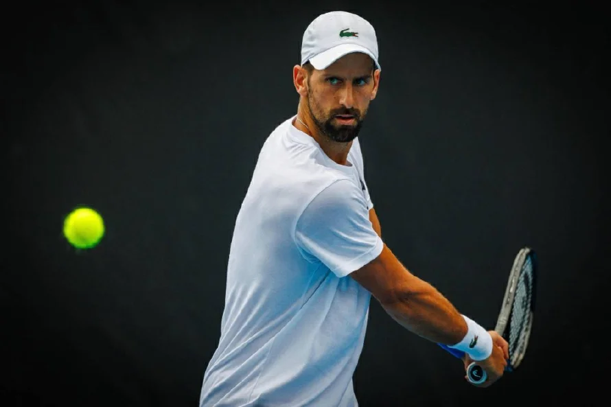 Djokovic critica la falta de transparencia en los casos de dopaje