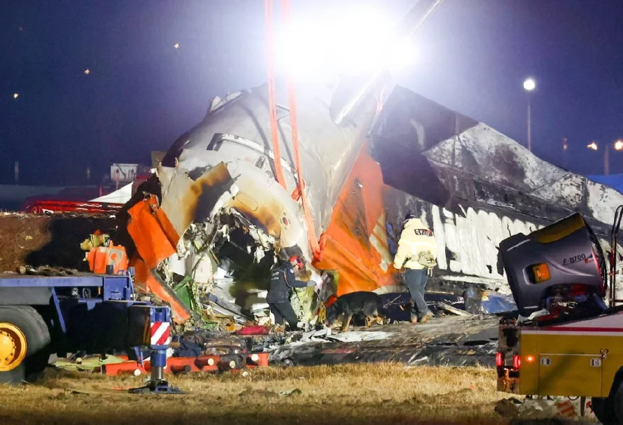 Accidente de avión en Corea del Sur deja 179 muertos y solo dos supervivientes