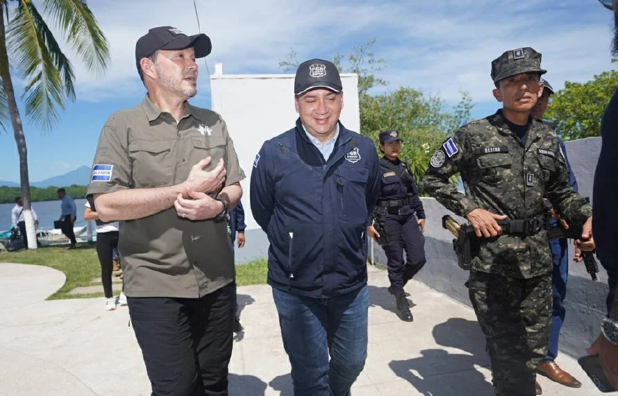 Gustavo Villatoro: "Le estamos demostrando al mundo nuestra firme decisión de luchar en contra del narcotráfico"