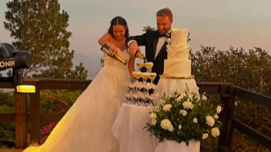 La Marielisa regresó a El Salvador para la boda con su marido estadounidense