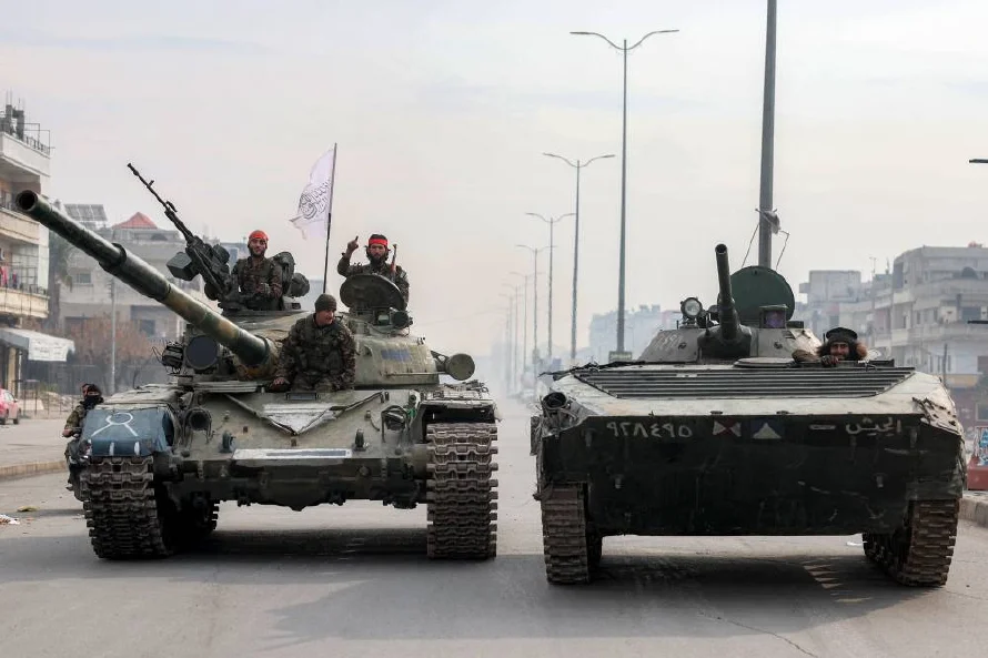 Más de 100 muertos en combates entre kurdos y proturcos en Siria, según una ONG