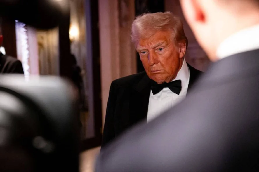 Trump pide a juez que retrase sentencia en caso de pagos a actriz porno