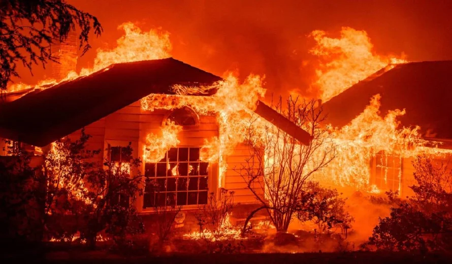 Desde Jennifer Aniston hasta Ben Affleck huyen de incendios en Los Ángeles