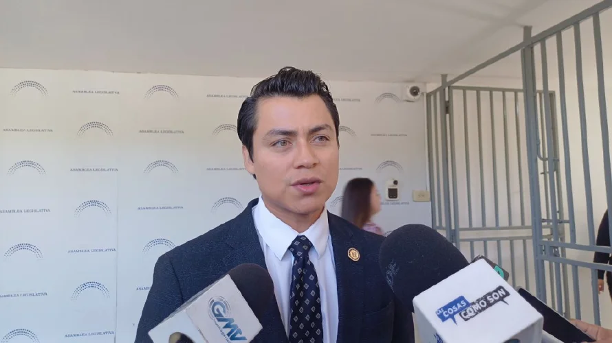 William Soriano: estudios en minería "se tomarán en cuenta para tomar decisiones"