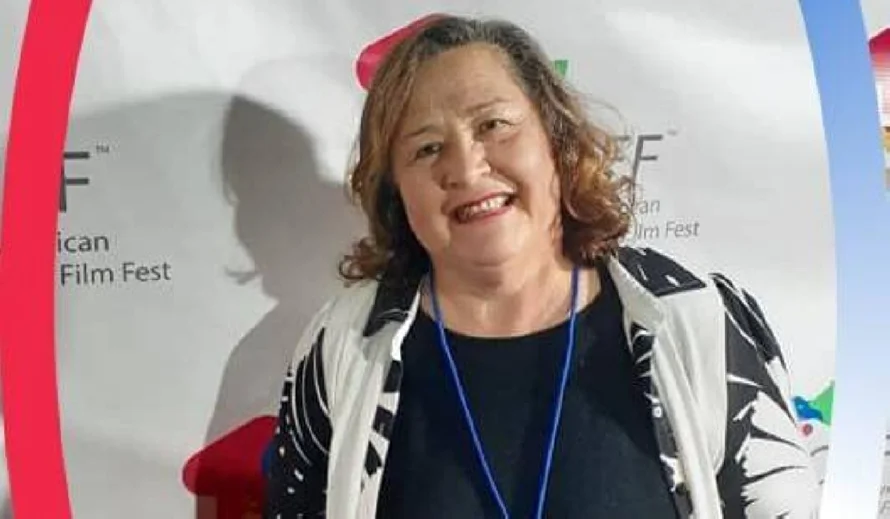 Actriz salvadoreña en Hollywood pierde todo en los incendios de Los Ángeles.