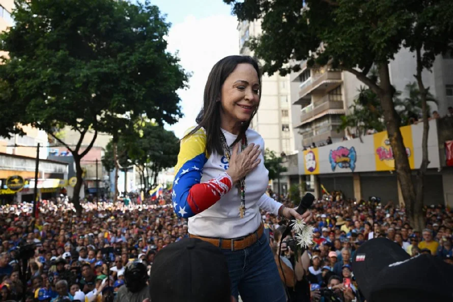 "Toda Venezuela salió a la calle": Machado encabeza protesta contra investidura de Maduro