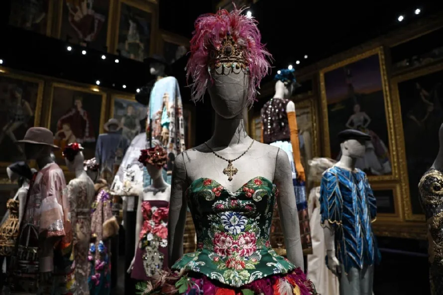 Dolce&amp;Gabbana desembarca en París con una exhibición en el Grand Palais