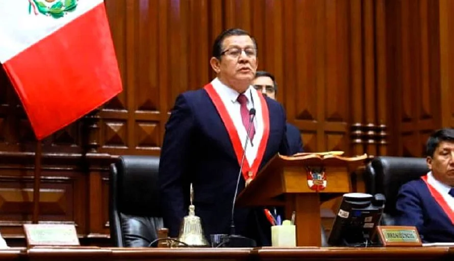Presentan una moción de censura contra el presidente del Congreso de Perú por una supuesta red de prostitución