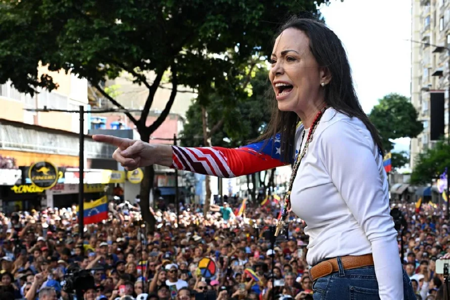 María Corina Machado, el grito de "fraude" contra Maduro