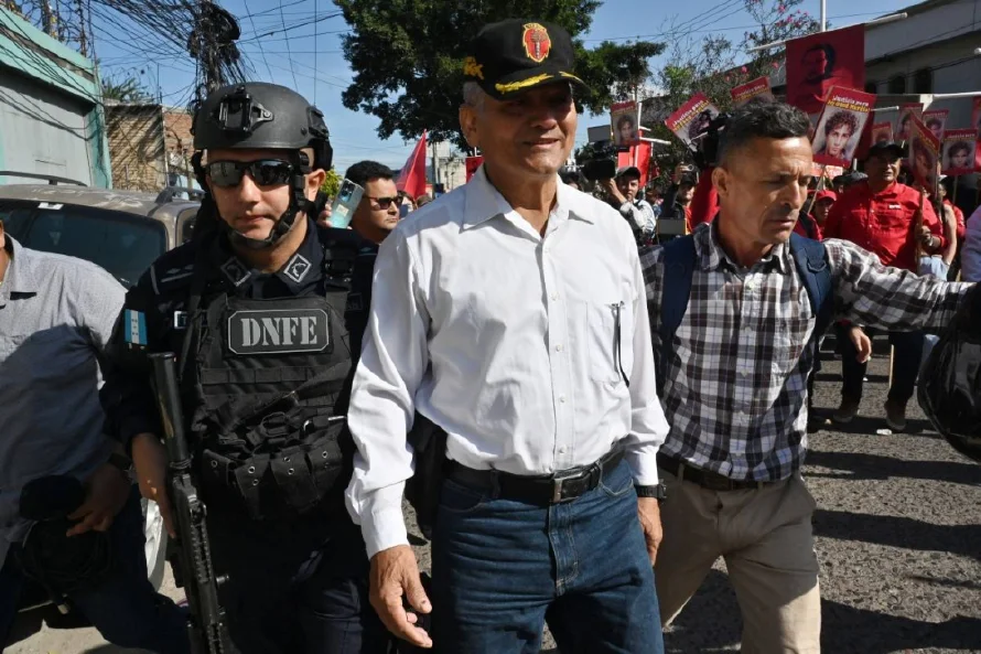Tres generales hondureños ante la justicia por muerte de manifestante en 2009