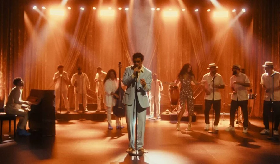 Bad Bunny estrenó su pegajoso tema y videoclip "Baile inolvidable"