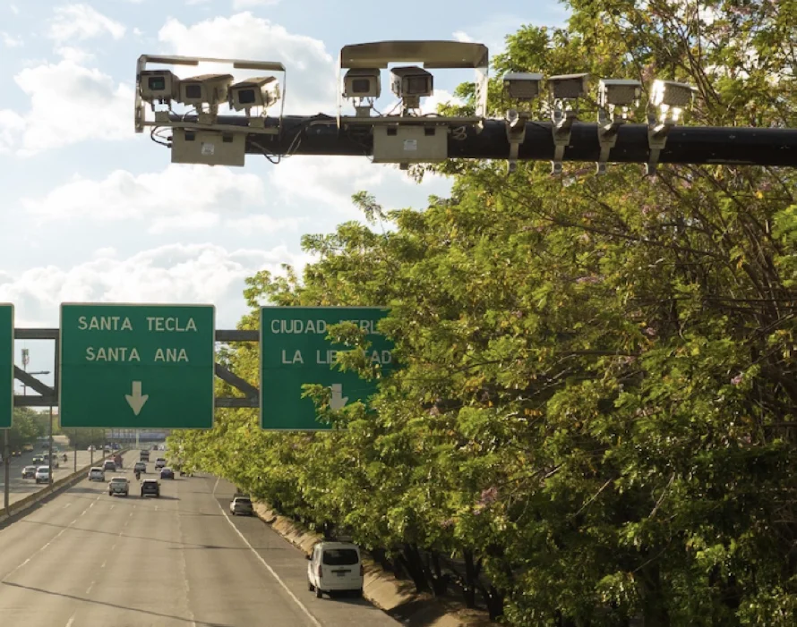 Fotomultas estarán activas en autopista a Comalapa a finales de esta semana